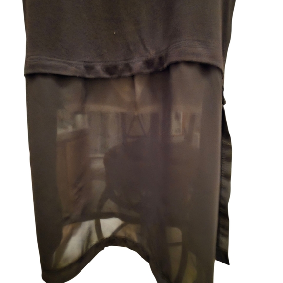 True Religion Cream and Red Label - Picture 4 of 6